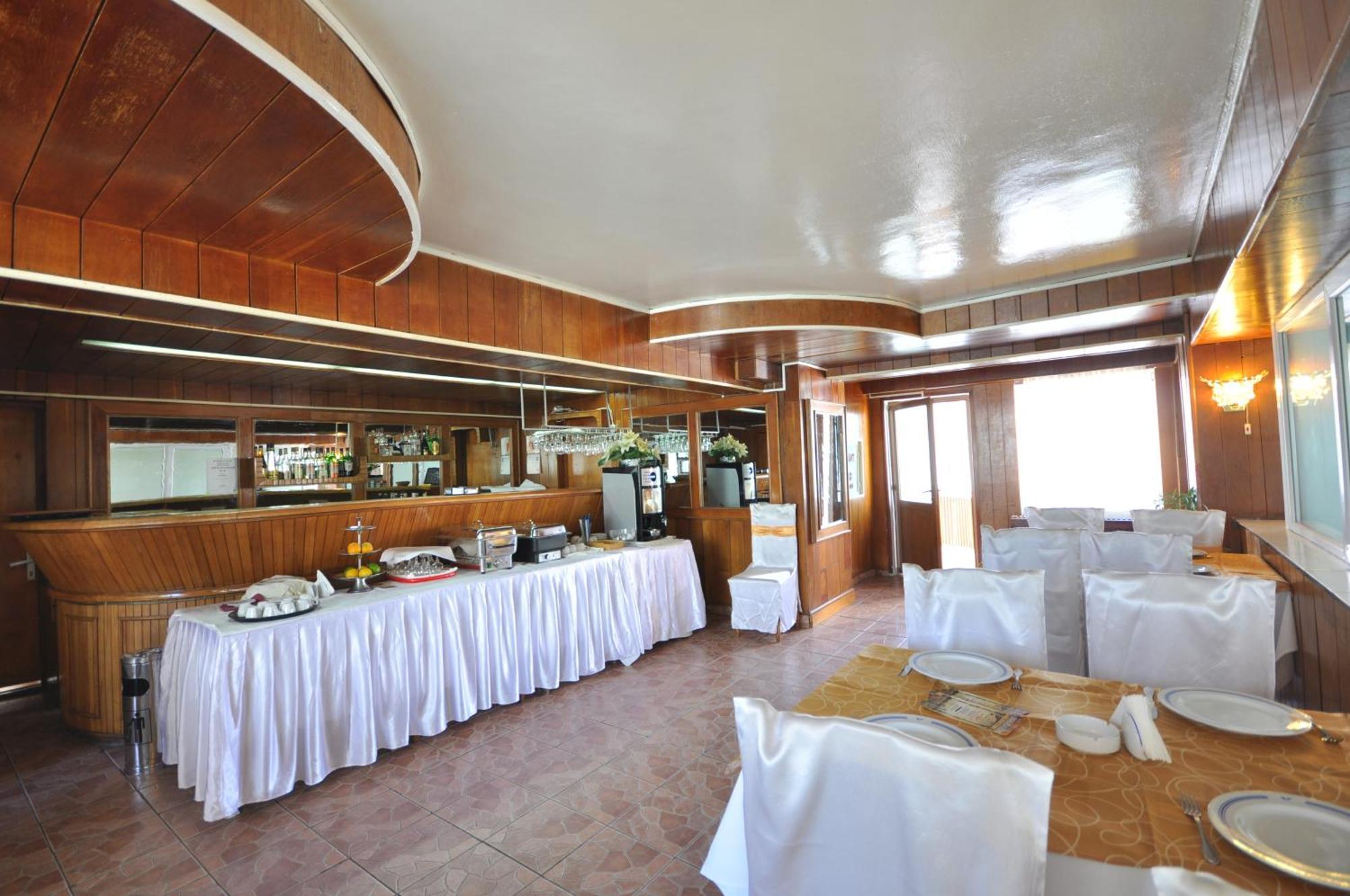 Hotel Dobrogea Constanţa Restaurant foto